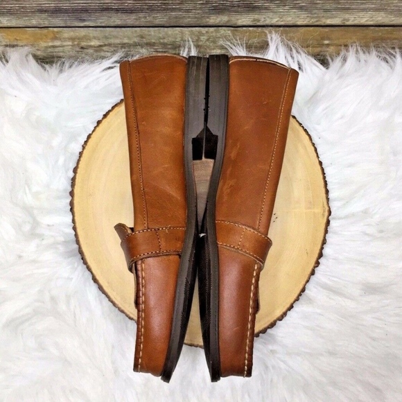 G.H. Bass & Co. Tan Brown Leather Penny Loafers - Picture 6 of 8